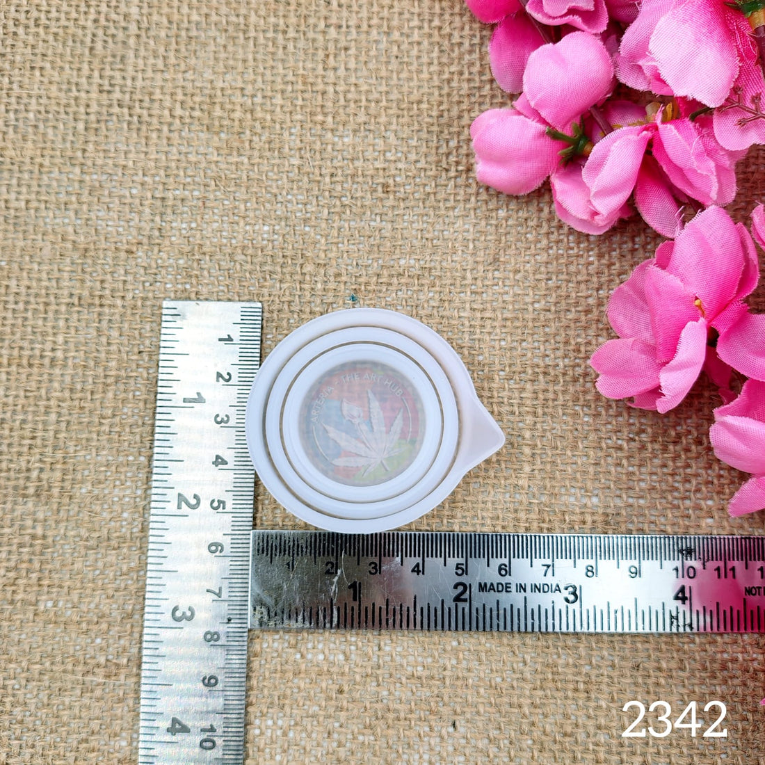 100ML folding mixing & measuring cup mould